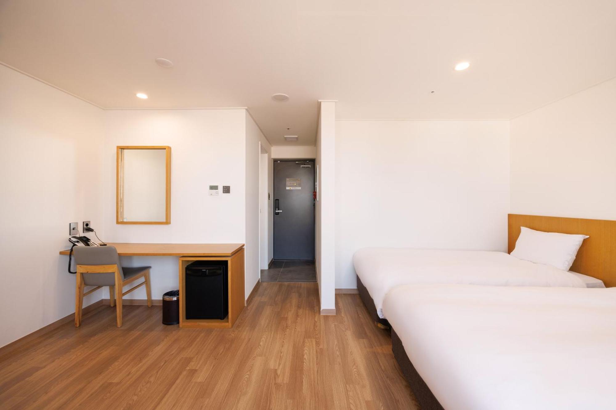 Kenny Stay Jeju Mosulpo Seogwipo Exterior photo